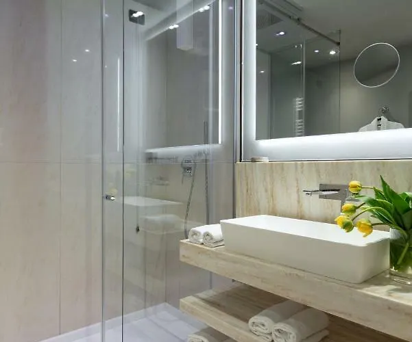 Milano & Spa***s מלון 3*