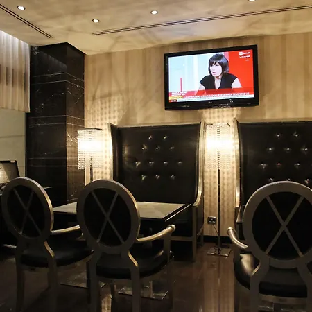 Milano & Spa***s Hotel