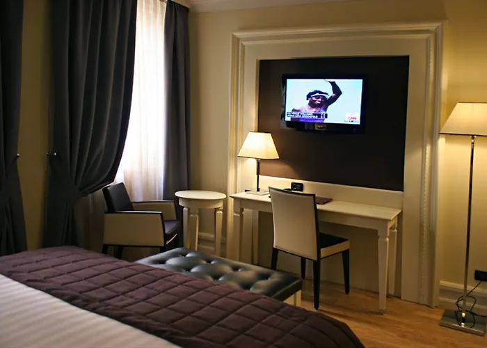 Milano & Spa***s