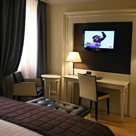 Milano & Spa***s Hotel Verona