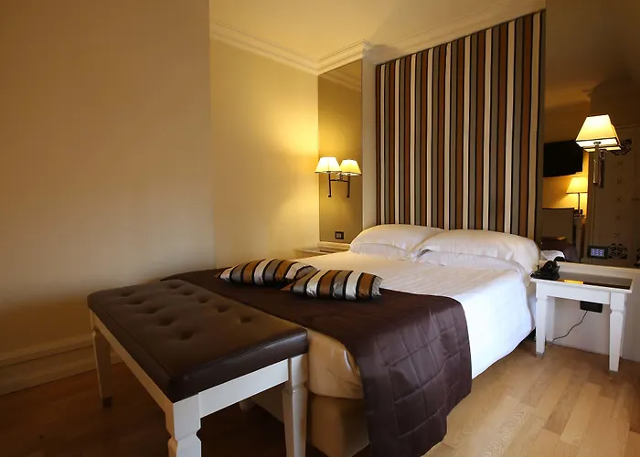 Milano & Spa***s Hotel 3*