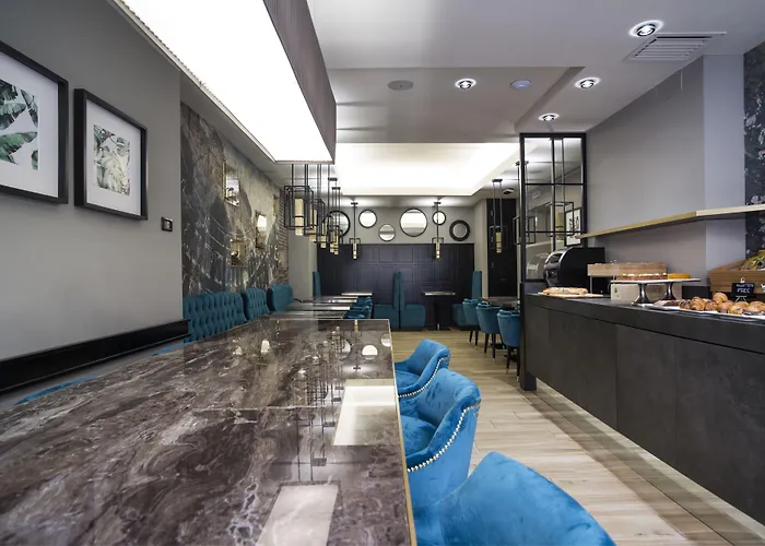 Ξενοδοχείο Milano & Spa***s 3*